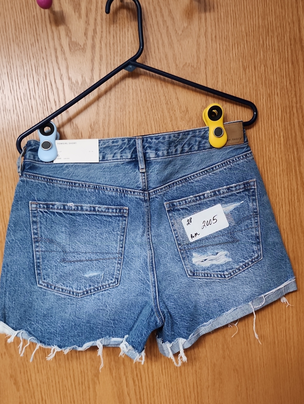 American Eagle Classic Blue Denim Women's Cutoff Shorts 28 number 2005
